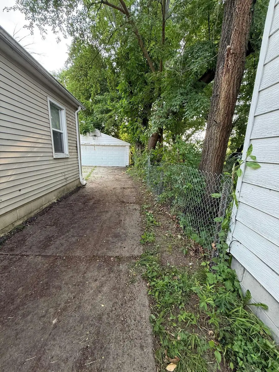16191 Salem, Detroit, MI 48219 - #2
