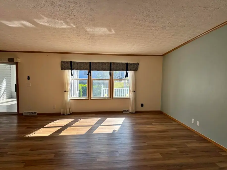 10215 E Royal, Stanwood, MI 49346 - #3
