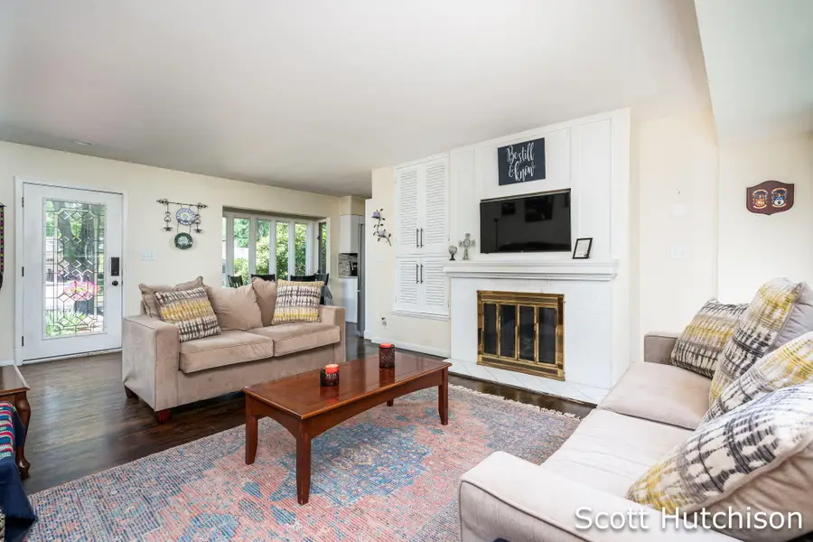 4316 Kennilworth Drive Se, Grand Rapids, MI 49546 - #3