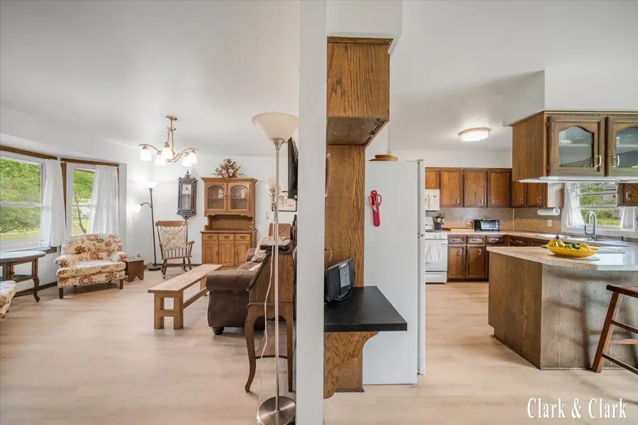 2068 Jamestown Drive Se, Grand Rapids, MI 49508 - #3