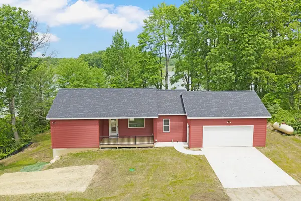 11582 M 60, Three Rivers, MI 49093