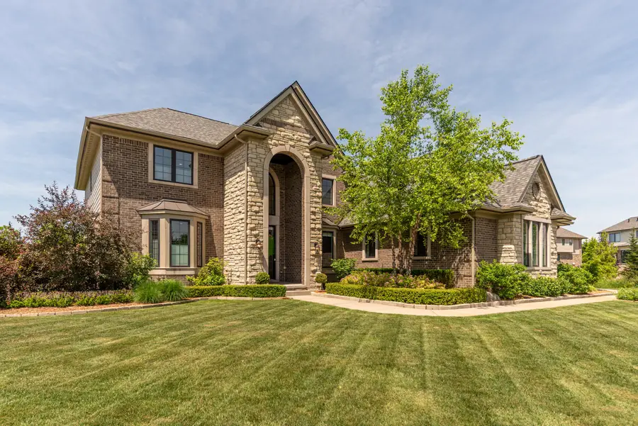 2376 Westbrooke Circle S, Ann Arbor, MI 48105 - #3