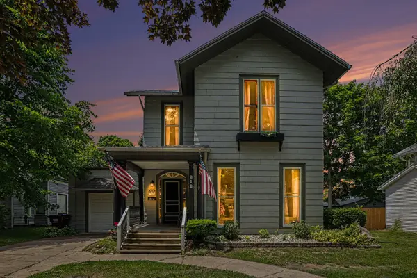 212 Grove Street, Hudson, MI 49247