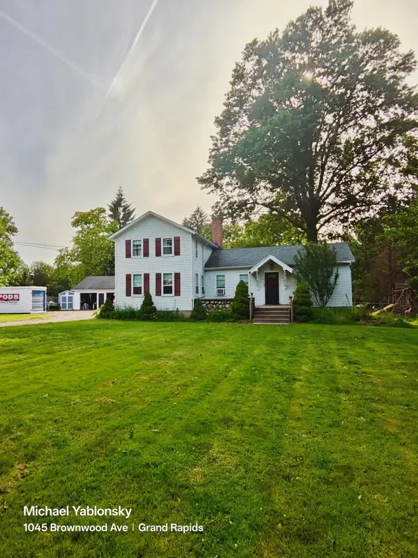 1045 Brownwood Avenue Nw, Grand Rapids, MI 49504