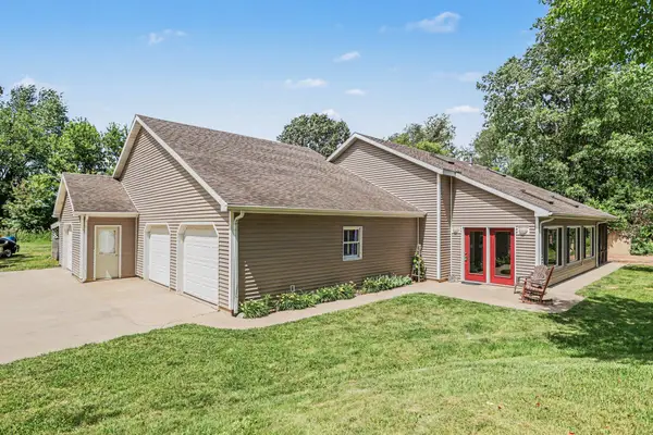 8563 G Drive S, Ceresco, MI 49033