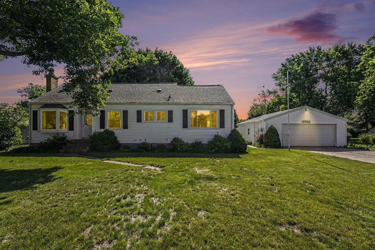 3756 Auburn Avenue Ne, Grand Rapids, MI 49525 - #1