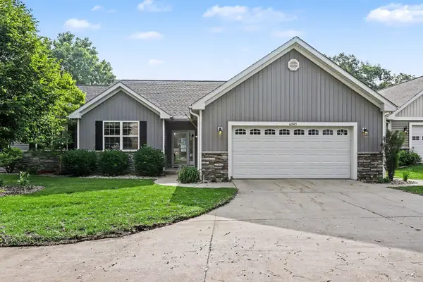 6945 Hunters Creek #62, Kalamazoo, MI 49048