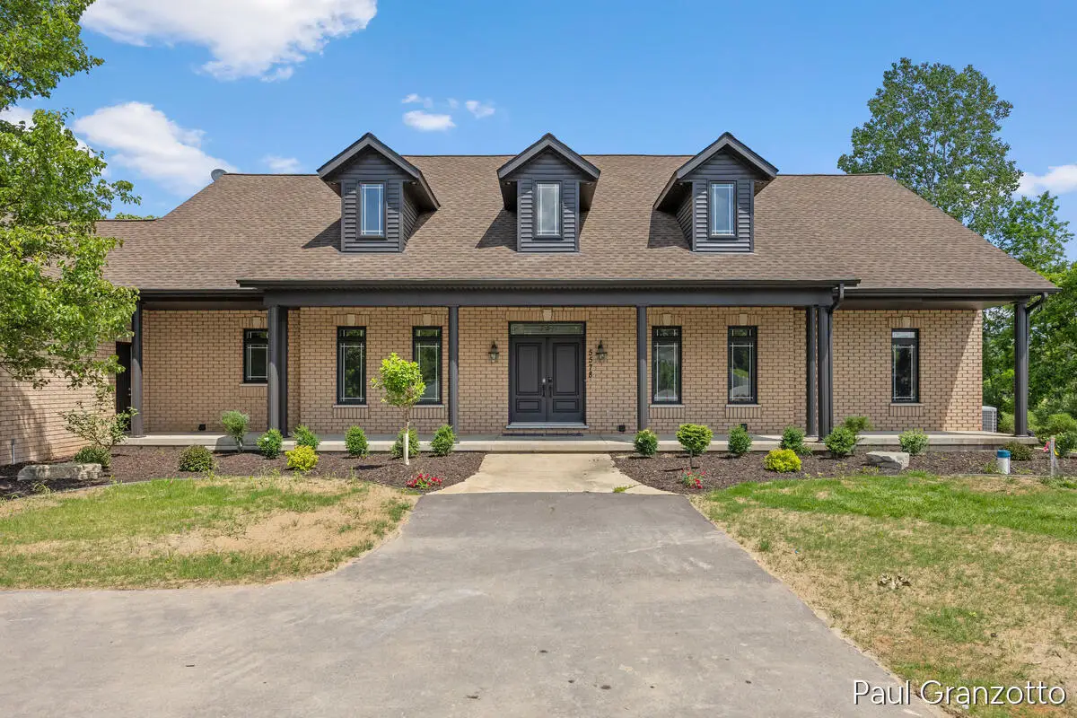 5578 Blackberry Bluff Court Se, Kentwood, MI 49512 - #1