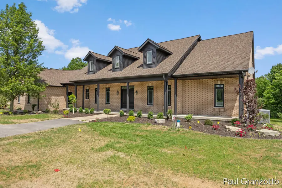 5578 Blackberry Bluff Court Se, Kentwood, MI 49512 - #2