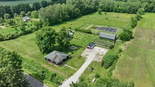 9962 Holden Road, Baroda, MI 49101