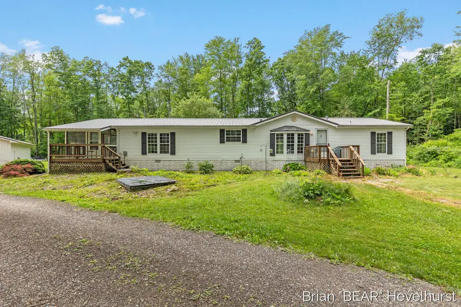 3511 Engle Road, Middleville, MI 49333 - #2