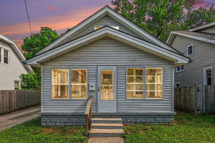 353 Cedar Street Ne, Grand Rapids, MI 49503 - #2