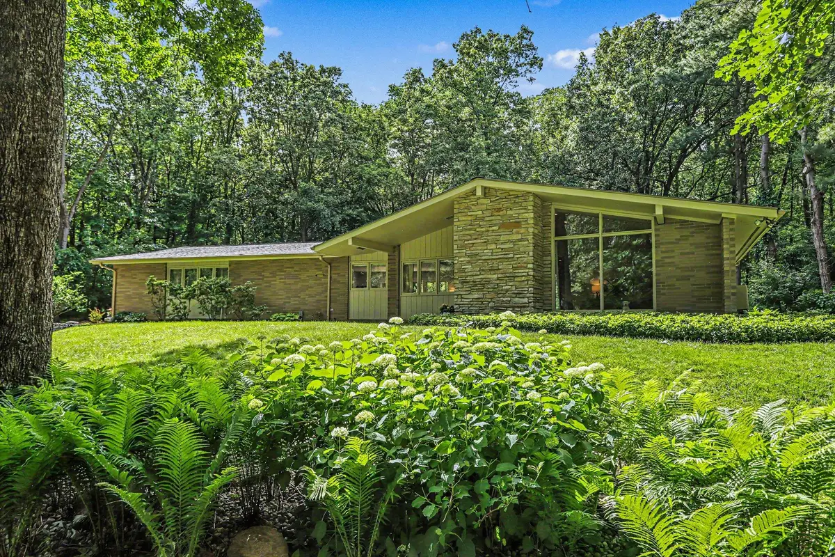 6028 Manorwood Drive, Kalamazoo, MI 49009 - #1