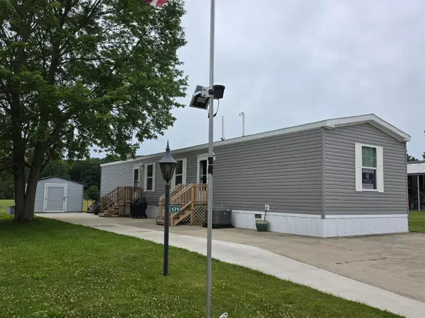 171 Aspen Street Ne, Cedar Springs, MI 49319