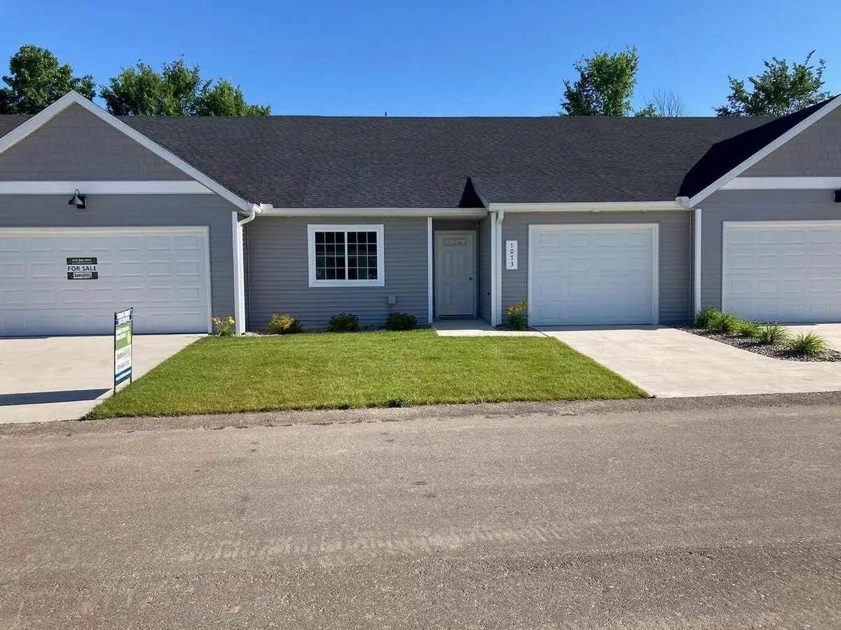 4293 Highpoint Drive #105, Wayland, MI 49348 - #1