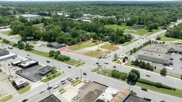 27367 Michigan Avenue, Inkster, MI 48141