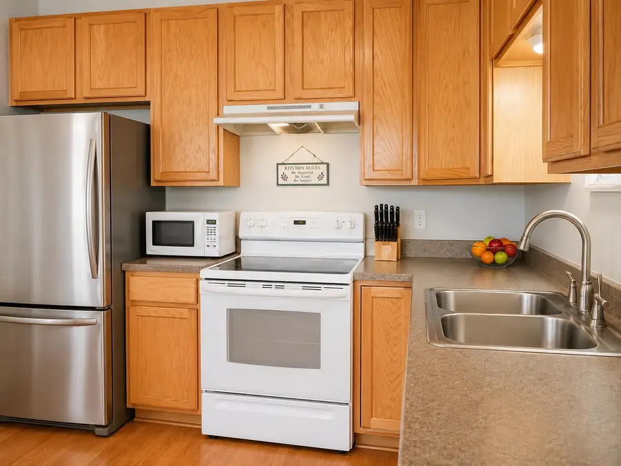 86 W Bethune Avenue #36, Detroit, MI 48202 - #3