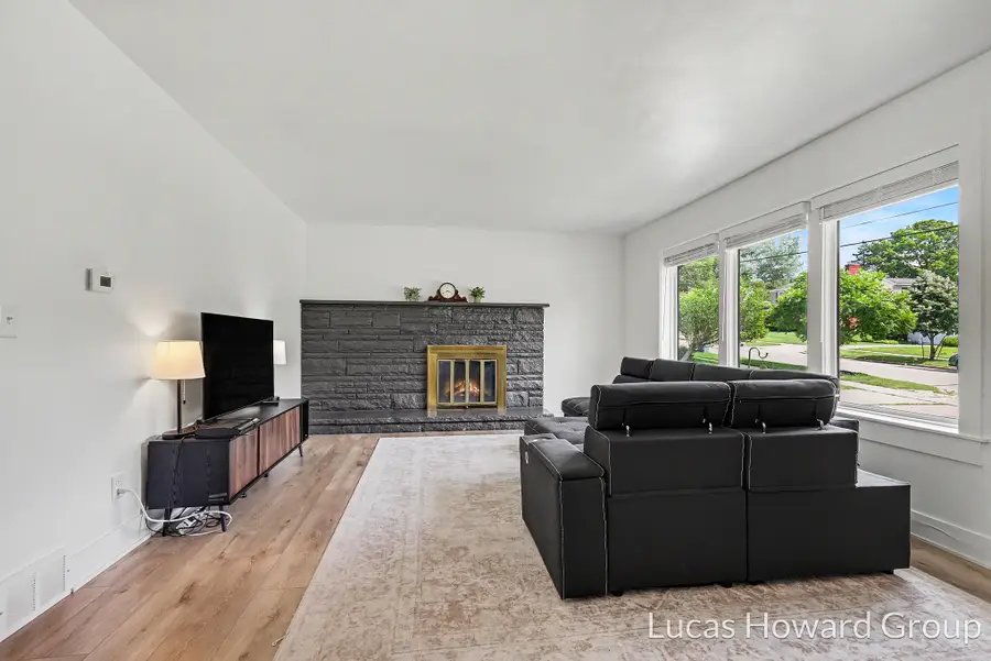 1819 Menominee Drive Se, Grand Rapids, MI 49506 - #3