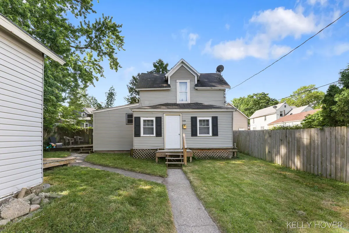 428 Fernando Street Ne, Grand Rapids, MI 49505 - #1