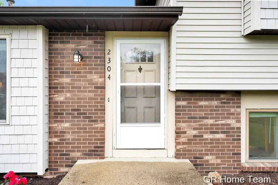 2304 Brookfarm Court Se, Grand Rapids, MI 49508 - #3