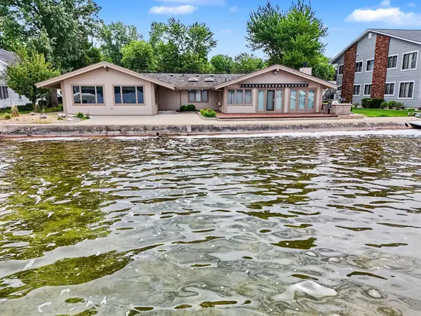 564 Lake Drive, Coldwater, MI 49036