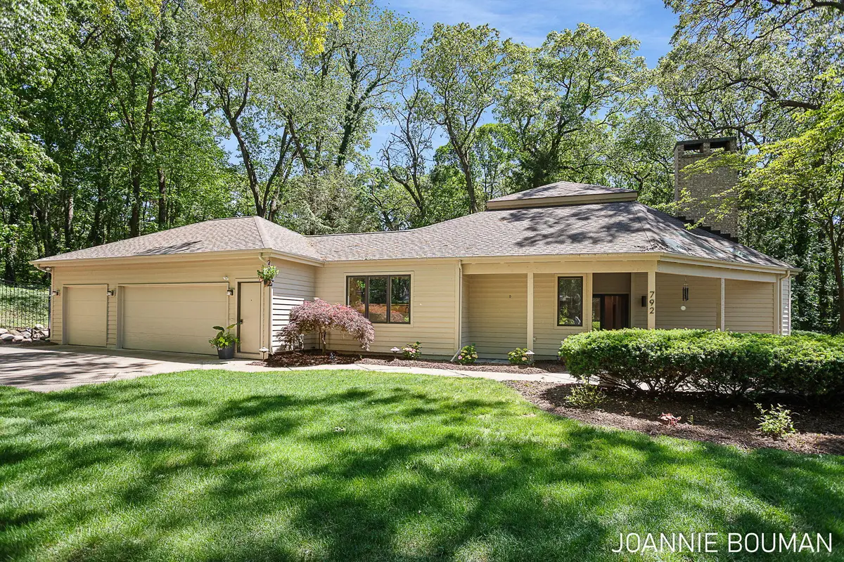 792 Pine Bay Avenue, Holland, MI 49424 - #1