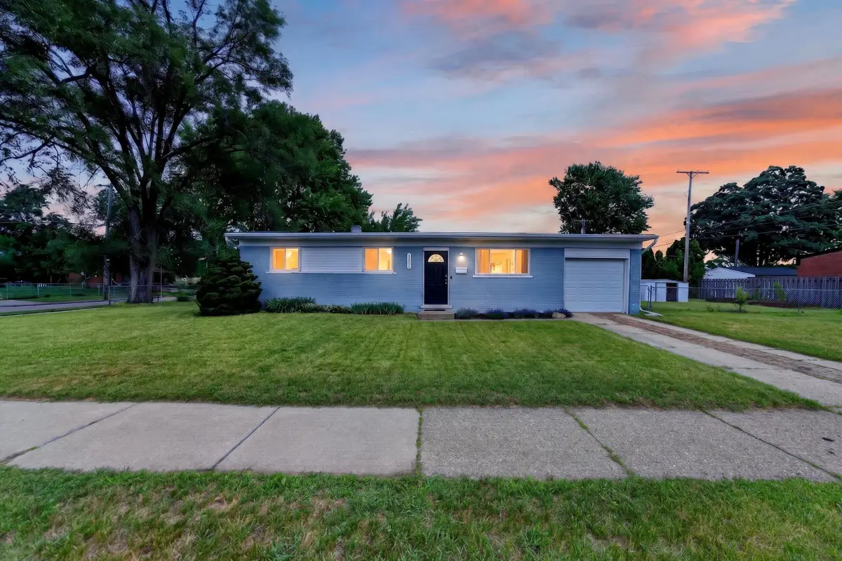 43924 Donley Drive, Sterling Heights, MI 48314 - #1