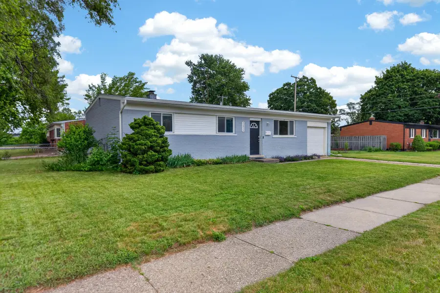 43924 Donley Drive, Sterling Heights, MI 48314 - #3