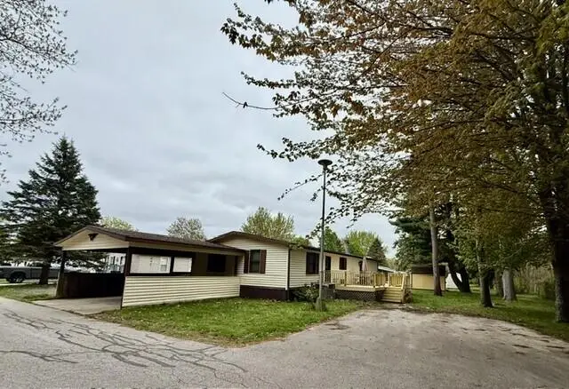 19 Elm Court, Muskegon, MI 49445 - #1