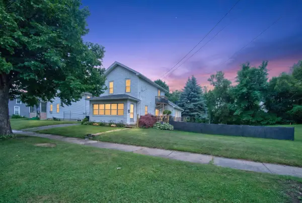 663 Oakhill Avenue, Jackson, MI 49201