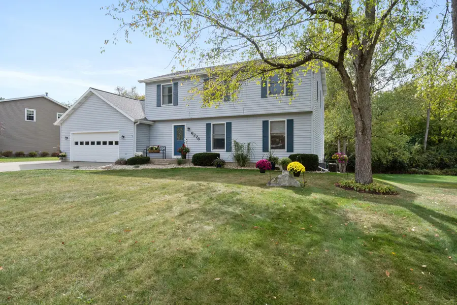 6276 Burning Tree Street, Jackson, MI 49201 - #2