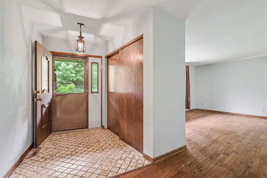 16791 De Avenue E, Augusta, MI 49012 - #3