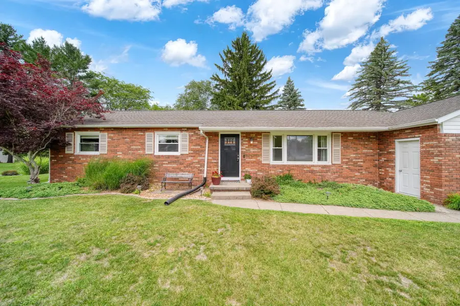 800 Hazelwood Boulevard, Jackson, MI 49203 - #2