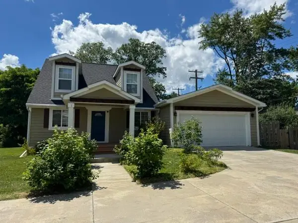 1 Maple Village Court, Ann Arbor, MI 48103