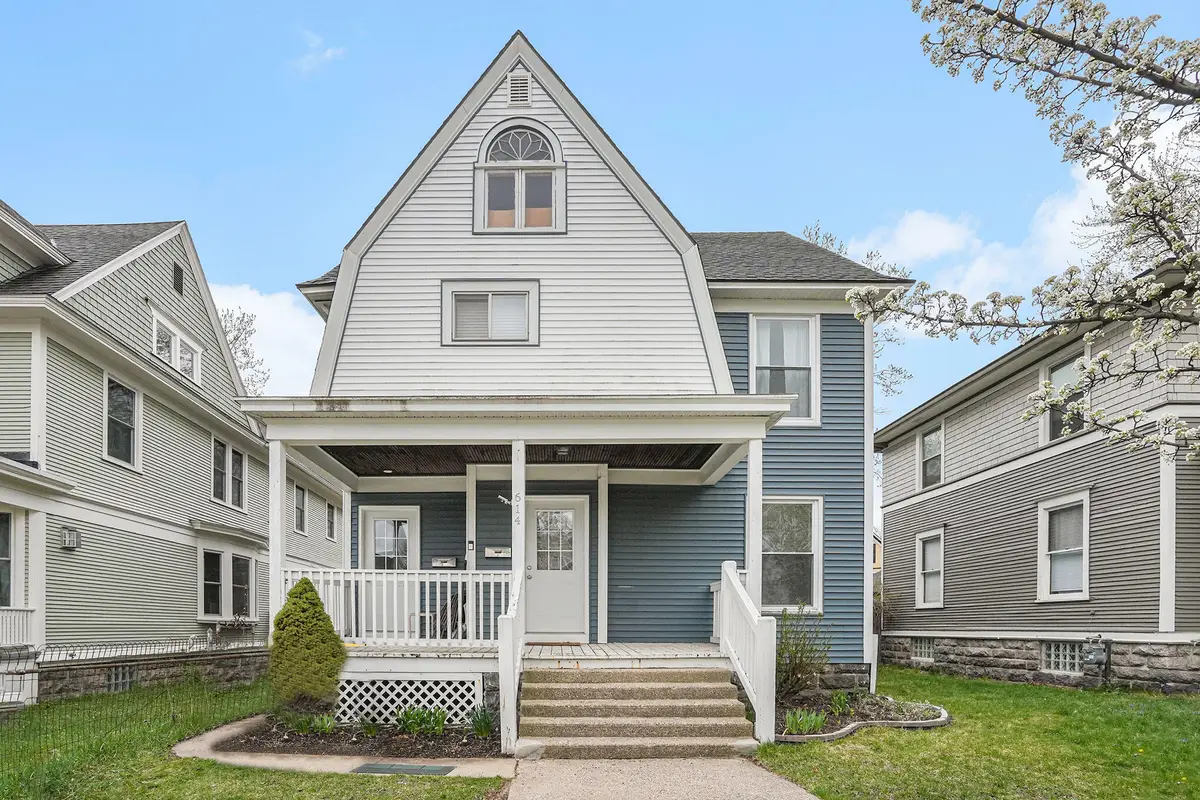 614 Crescent Street Ne, Grand Rapids, MI 49503 - #1