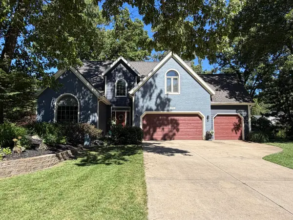 594 Springwood Drive, Kalamazoo, MI 49009