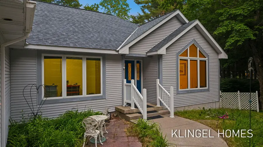 9292 Lakeshore Avenue, West Olive, MI 49460 - #2
