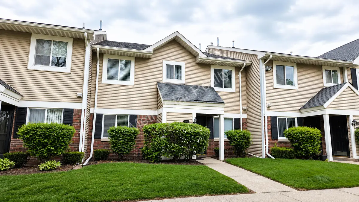 31548 Orchard Creek, Farmington Hills, MI 48334 - #1