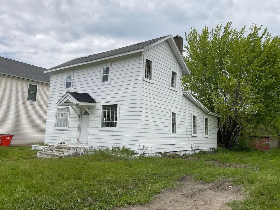 255 High Street, Benton Harbor, MI 49022 - #2