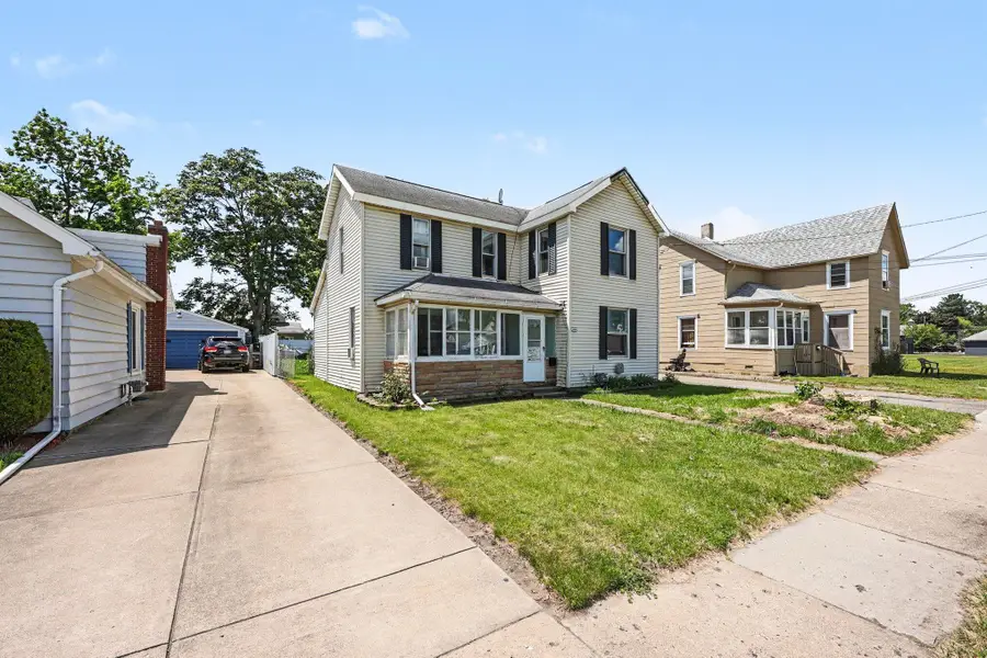 1024 Cooper Street, Jackson, MI 49202 - #2