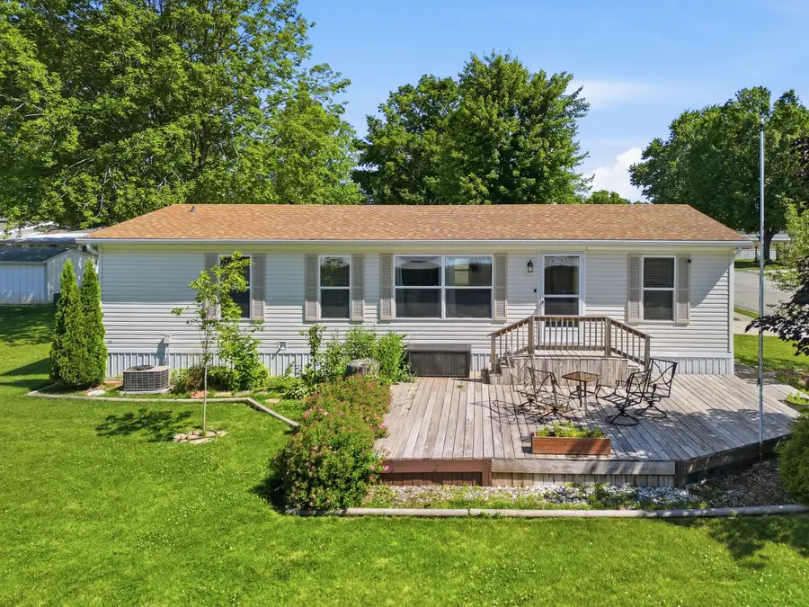 45 Pecan Avenue Ne, Cedar Springs, MI 49319 - #3
