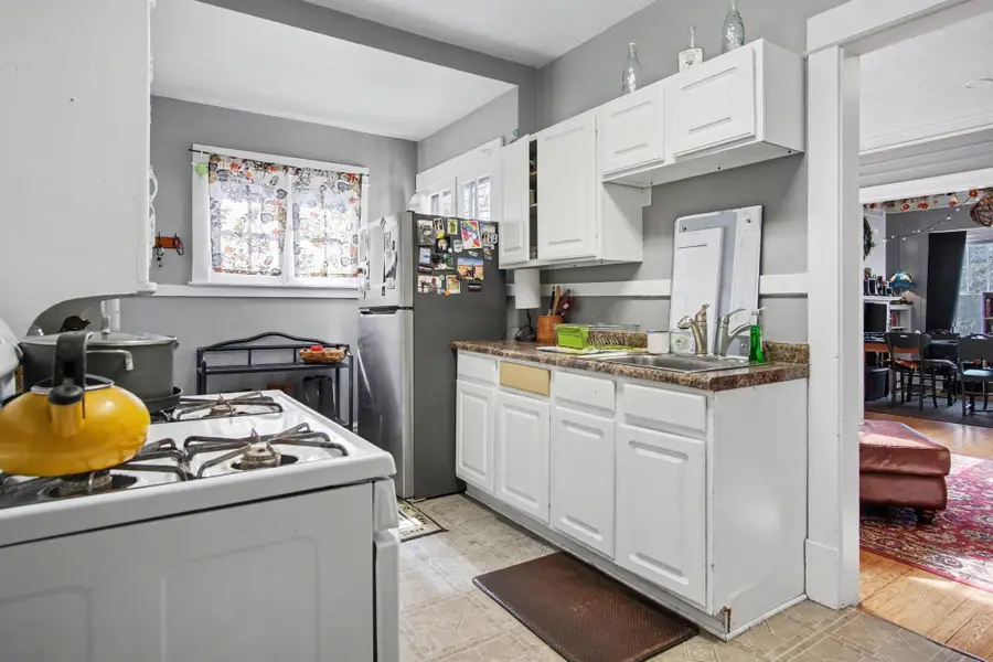 606 Fairview Avenue Ne, Grand Rapids, MI 49503 - #2