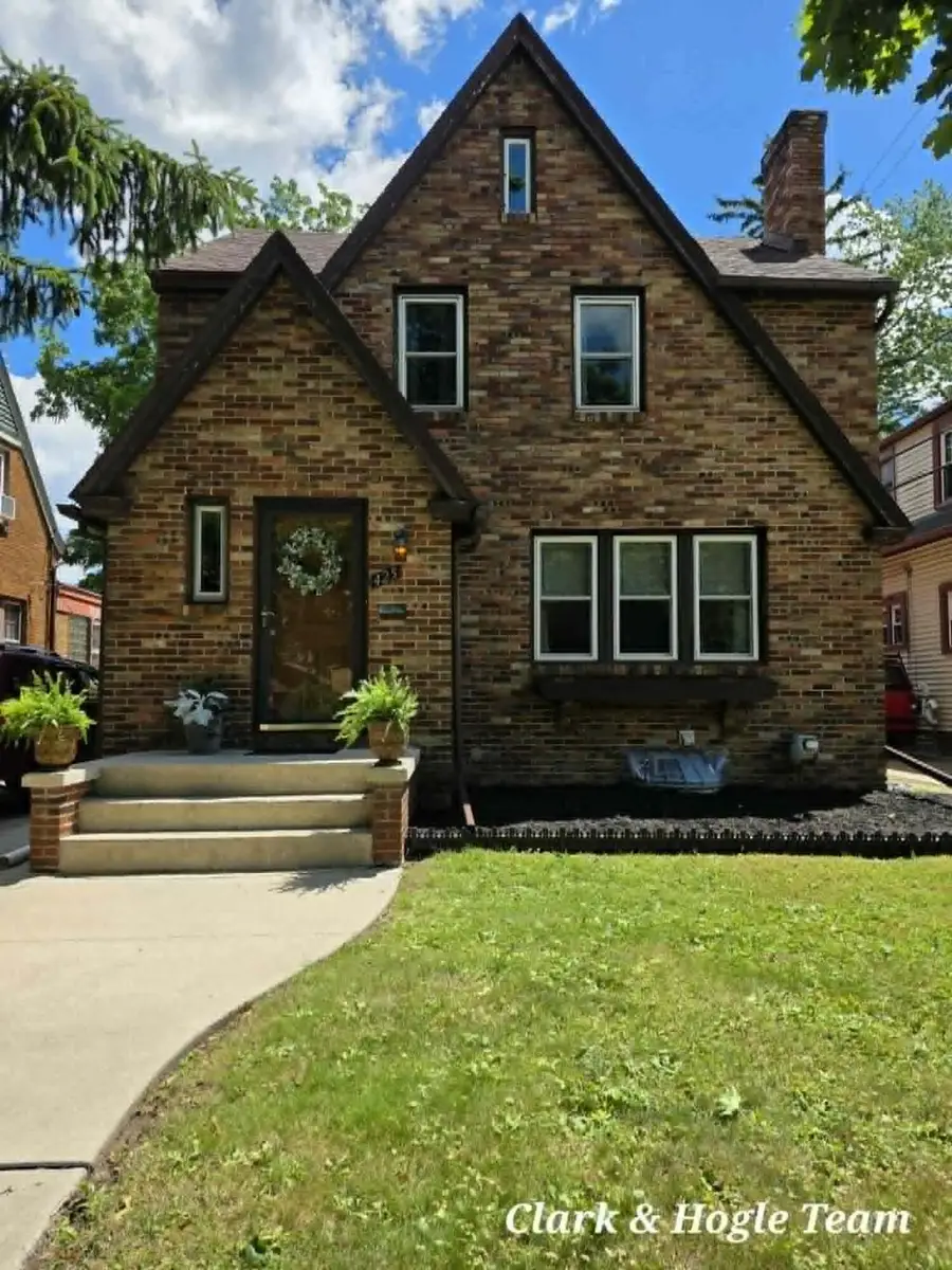 425 West Street, Lansing, MI 48915 - #3