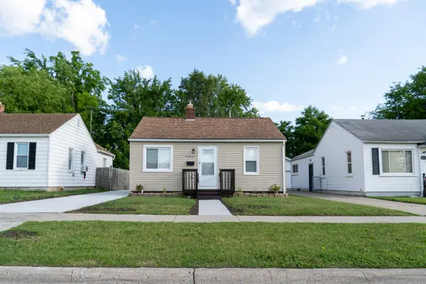 25627 Penn Street, Dearborn Heights, MI 48125
