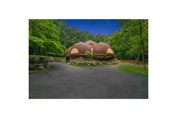 2755 N 9th Street, Kalamazoo, MI 49009