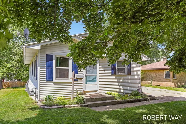 3815 Perry Avenue Sw, Wyoming, MI 49519