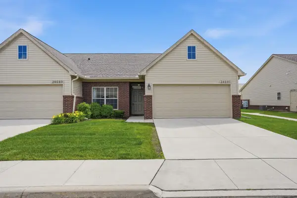 24091 Hemlock Drive #47, Flat Rock, MI 48134