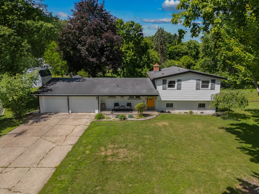 15049 Walters Drive, Marshall, MI 49068 - #2