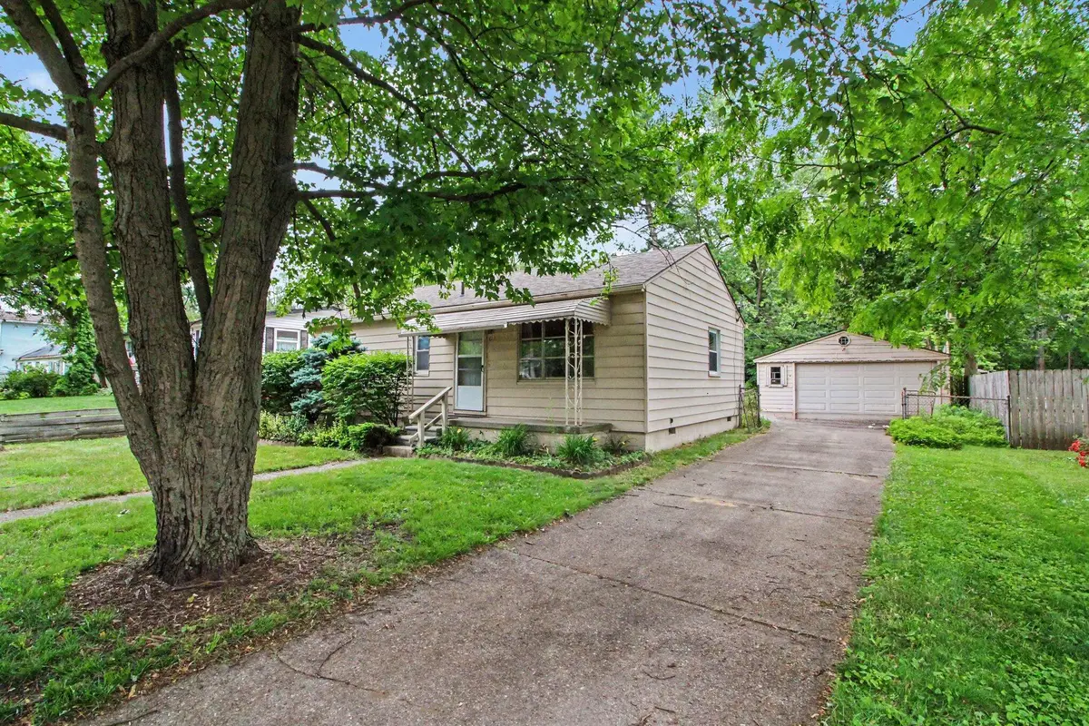 612 Greenlawn Street, Ypsilanti, MI 48198 - #1