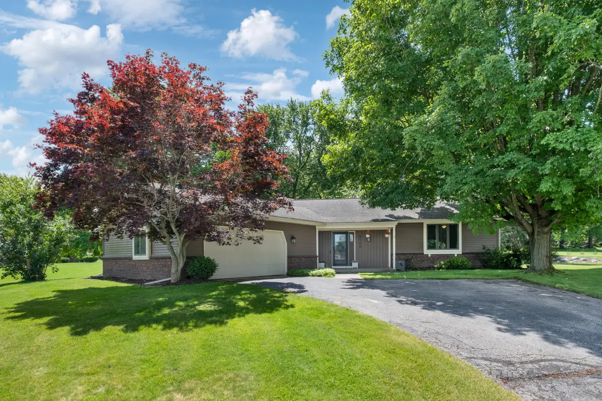 6900 Vista Grande Drive Ne, Rockford, MI 49341 - #1